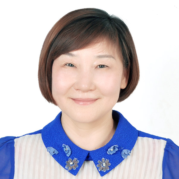 杨雪.jpg
